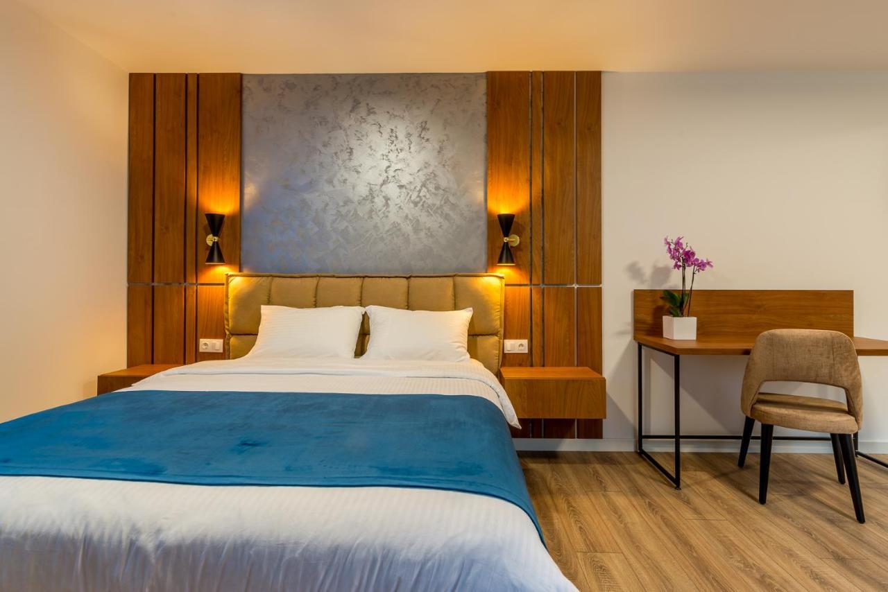Sarmihouse Aparthotel Cluj-Napoca Buitenkant foto